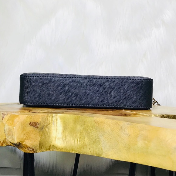 Michael Kors Jet Set Item Crossbody Bag - Picture 5 of 8